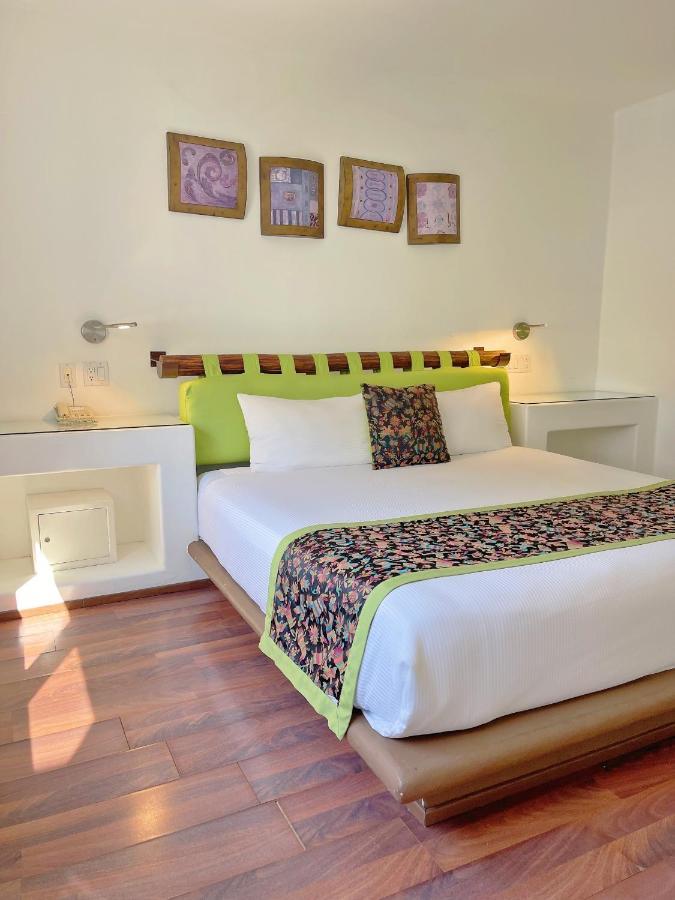 Seven Crown Express & Suites By Kavia Cabo San Lucas Exteriér fotografie
