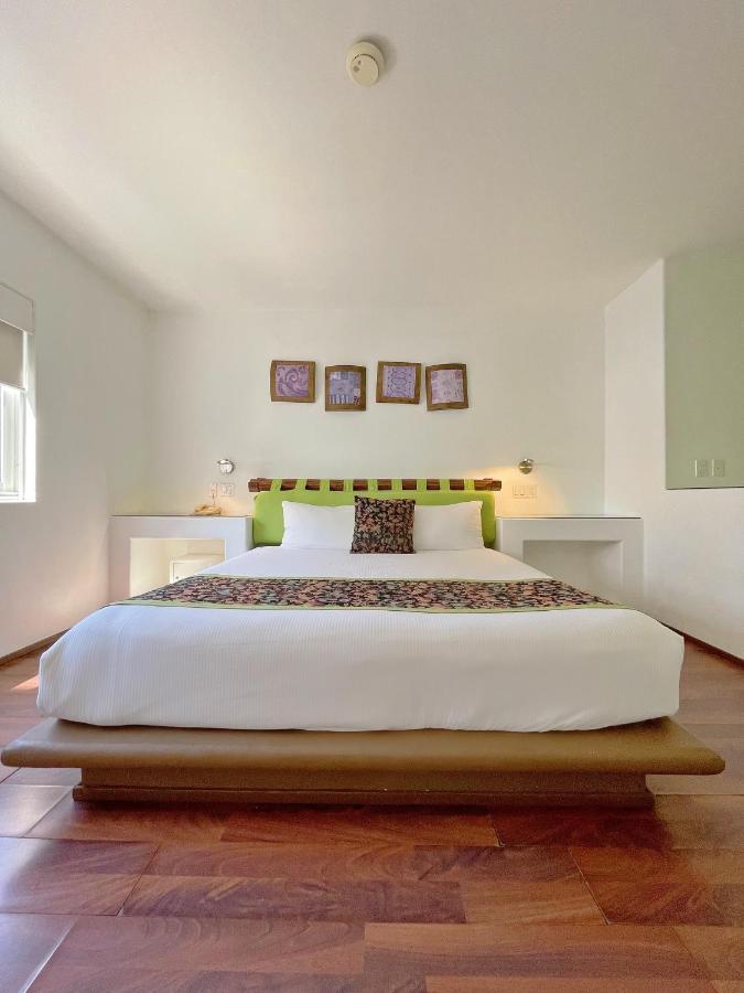 Seven Crown Express & Suites By Kavia Cabo San Lucas Exteriér fotografie
