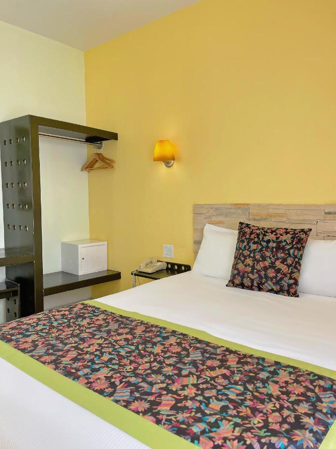 Seven Crown Express & Suites By Kavia Cabo San Lucas Exteriér fotografie