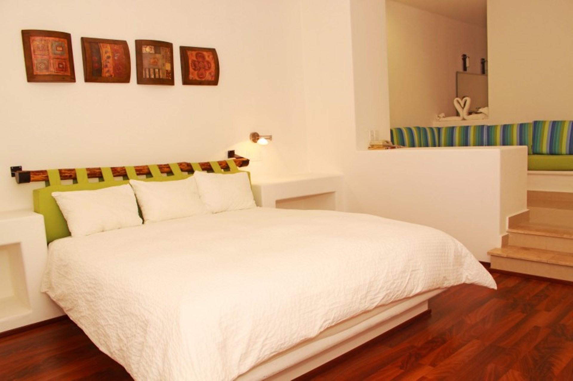 Seven Crown Express & Suites By Kavia Cabo San Lucas Exteriér fotografie